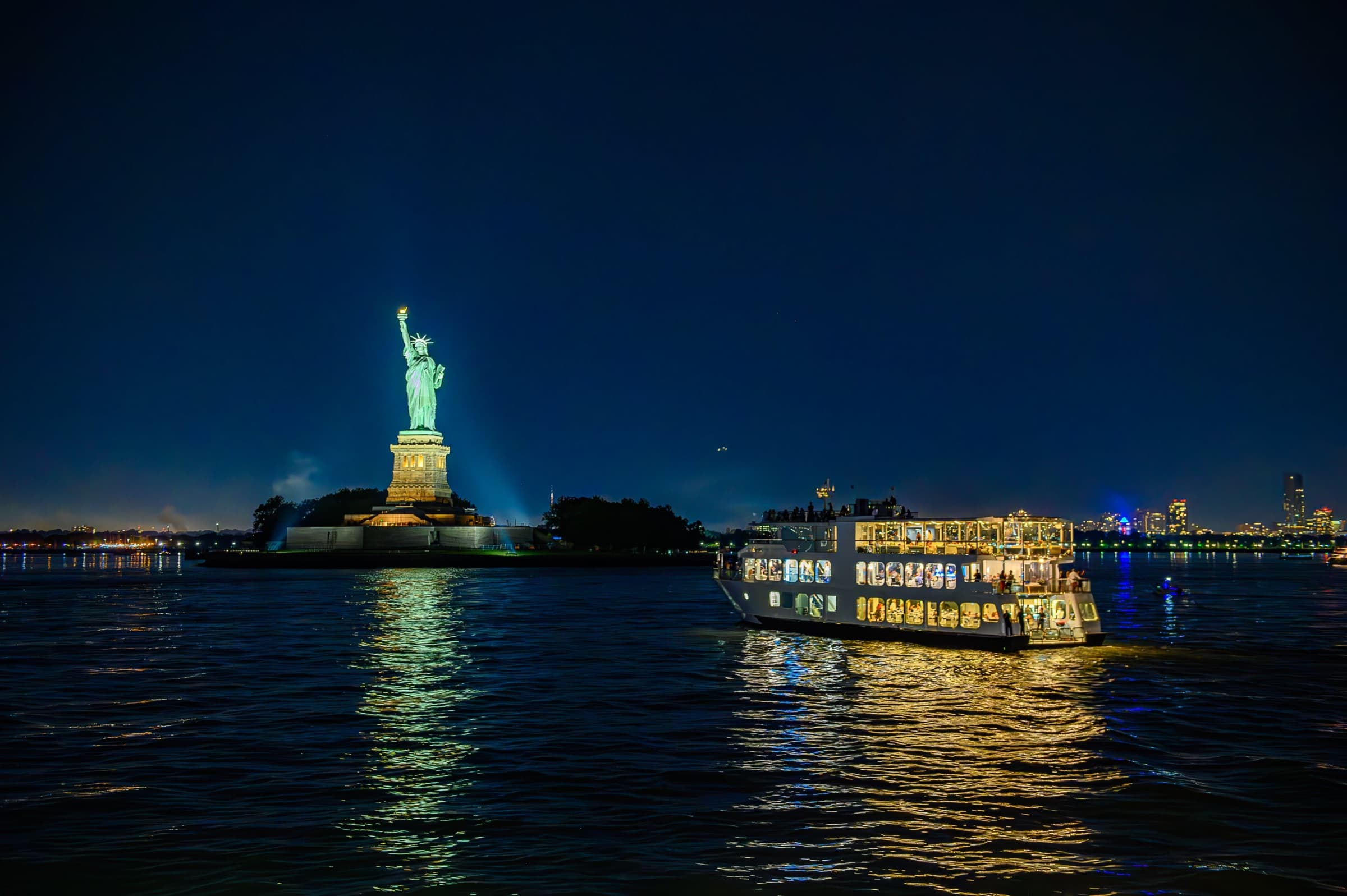 4th of July Fireworks Cruise